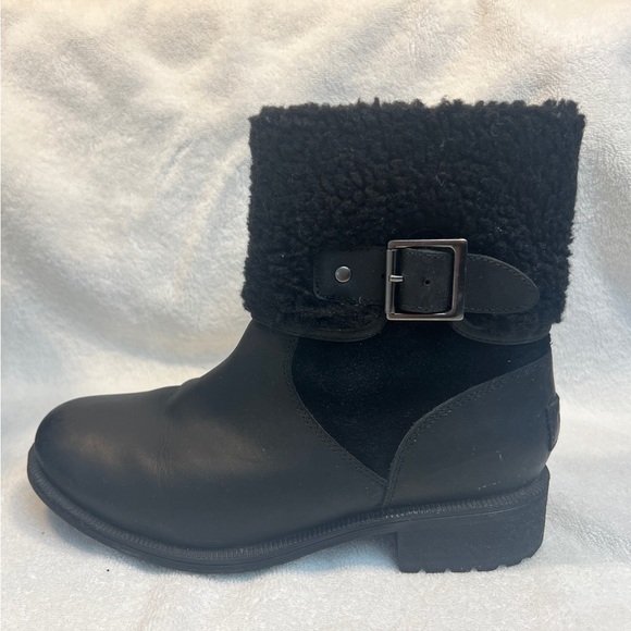 UGG Shoes - Black UGG Women's Ankle Boots